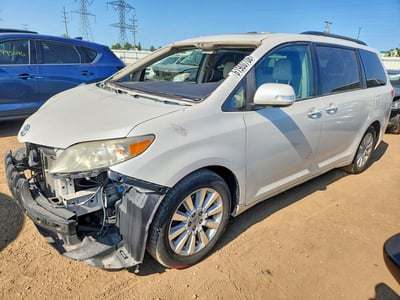 5TDYK3DC6ES****** 2014 Toyota Sienna