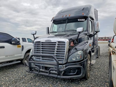 3AKJGLDRXHS****** 2017 Freightliner Cascadia 125