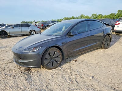 5YJ3E1EBXRF****** 2024 Tesla Model 3