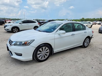 1HGCR2F79FA****** 2015 Honda Accord