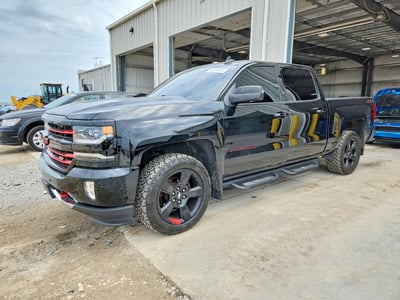 3GCUKSEC8JG****** 2018 Chevrolet Silverado 1500