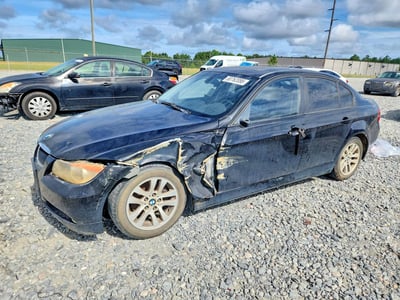 WBAVC53567F****** 2007 BMW 3 Series