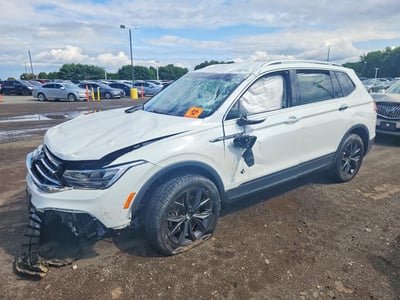 3VV3B7AX8RM****** 2024 Volkswagen Tiguan
