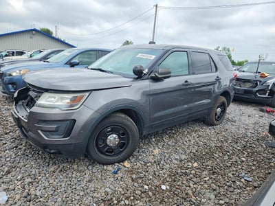1FM5K8AR2GG****** 2016 Ford Explorer
