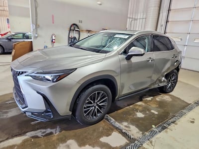 2T2GKCEZ0TC****** 2026 Lexus NX