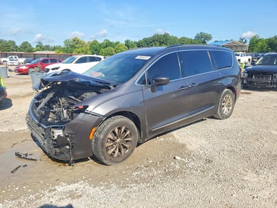 2C4RC1BG3HR****** 2017 Chrysler Pacifica