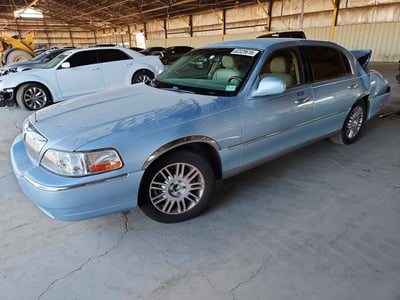 2LNHM82W58X****** 2008 Lincoln Town Car