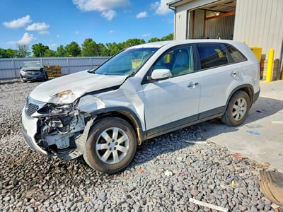 5XYKT3A1XBG****** 2011 Kia Sorento