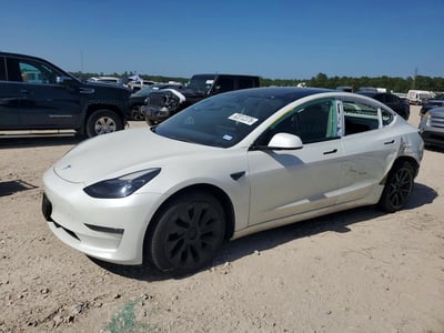 5YJ3E1EB6NF****** 2022 Tesla Model 3