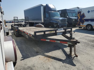 2020 Triple Crown Trailers Trailer