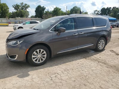 2C4RC1BG6JR****** 2018 Chrysler Pacifica