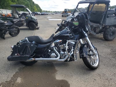 2016 Harley-Davidson FLHX