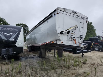 1TKN04320BW****** 2011 Trail King Trailer
