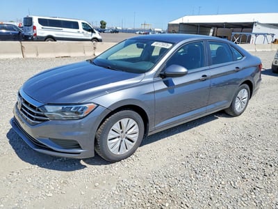 3VWC57BU8KM****** 2019 Volkswagen Jetta
