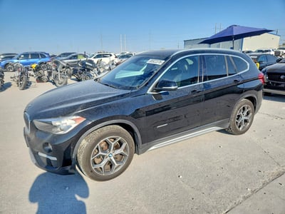 WBXHT3C38J5****** 2018 BMW X1
