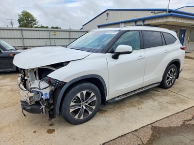 5TDGZRAH3NS****** 2022 Toyota Highlander