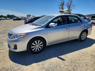2T1BU4EE2DC****** 2013 Toyota Corolla