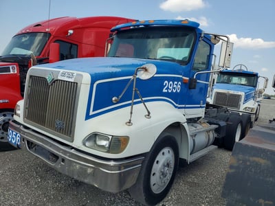 2HSCNAMR5YC****** 2000 International 9400i