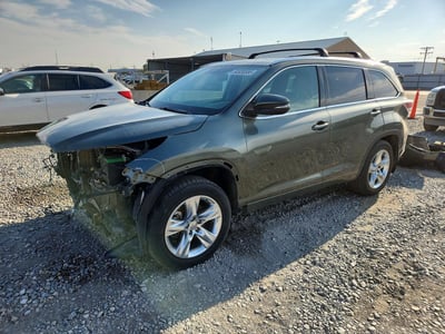 5TDDKRFH9FS****** 2015 Toyota Highlander