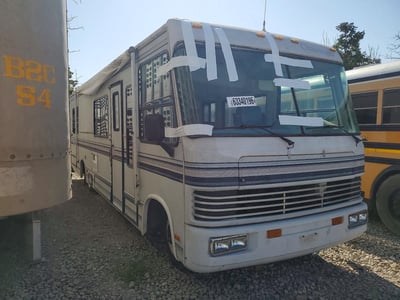 1GBKP37N5L3****** 1990 Chevrolet P-Series