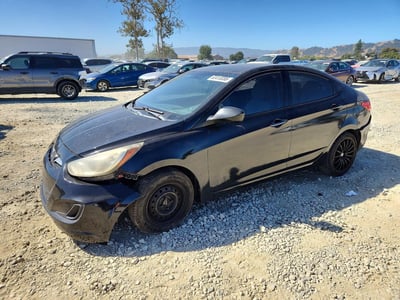 KMHCT4AE2DU****** 2013 Hyundai Accent