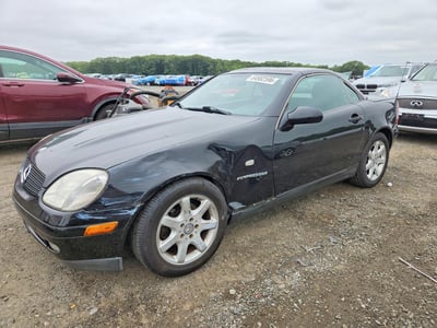 WDBKK47F1XF****** 1999 Mercedes-Benz SLK-Class