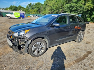 KNDCC3LG6N5****** 2022 Kia Niro