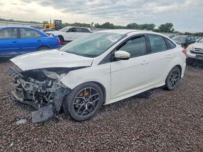 1FADP3F27FL****** 2015 Ford Focus