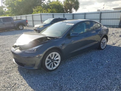 5YJ3E1EA5NF****** 2022 Tesla Model 3