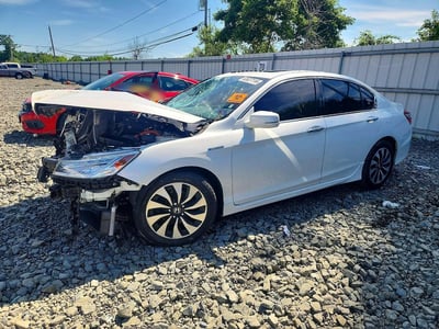 JHMCR6F76HC****** 2017 Honda Accord Hybrid