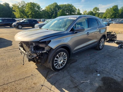 5LMCJ3D91GU****** 2016 Lincoln MKC
