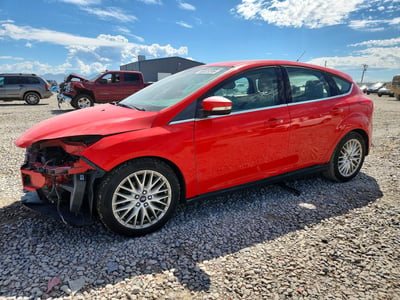 1FAHP3M29CL****** 2012 Ford Focus