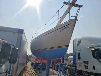 BEY0017***** 1981 Beneteau Sail Boat First 32