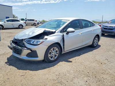 1G1BC5SM8K7****** 2019 Chevrolet Cruze