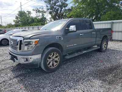 1N6BA1F24HN****** 2017 Nissan Titan