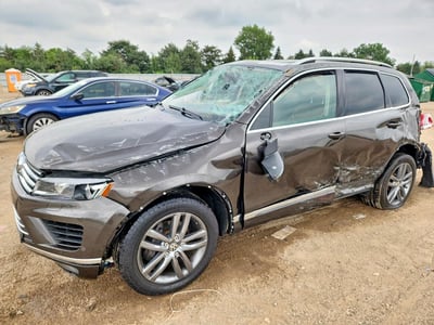 WVGEF9BP0FD****** 2015 Volkswagen Touareg