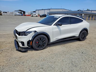 2025 Ford Mustang Mach-E
