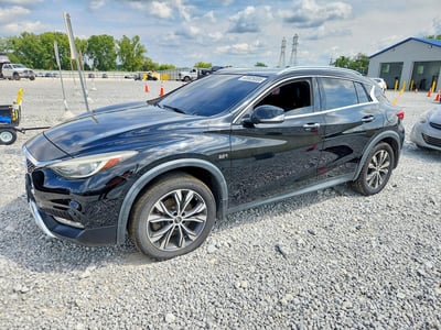 SJKCH5CR9HA****** 2017 Infiniti QX30