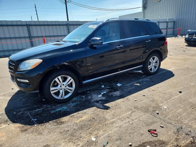 4JGDA5HB7FA****** 2015 Mercedes-Benz M-Class