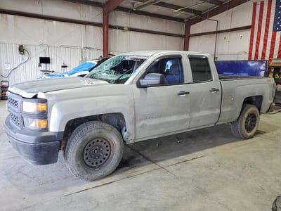 1GCVKPEC9FZ****** 2015 Chevrolet Silverado 1500