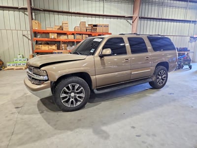 1GNEC16Z34J****** 2004 Chevrolet Suburban