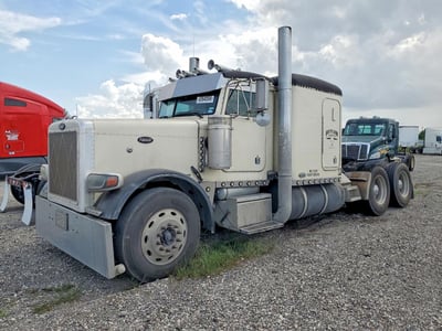 1XP5DU9X11D****** 2001 Peterbilt 379