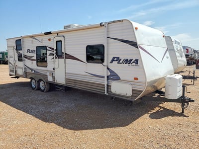 4X4TPUC22BP****** 2011 Forest River Puma Towables