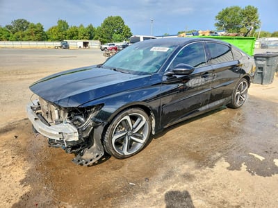 1HGCV1F36JA****** 2018 Honda Accord