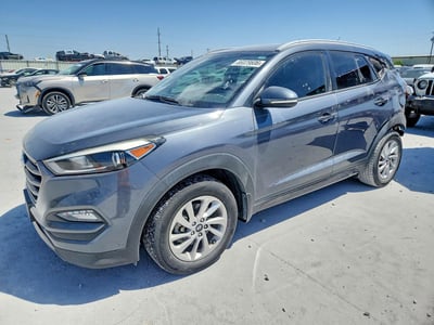 KM8J33A28GU****** 2016 Hyundai Tucson