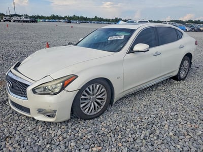 2016 Infiniti Q70