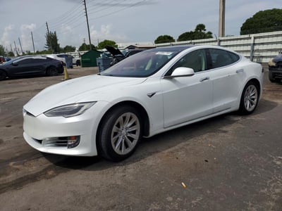 5YJSA1E10HF****** 2017 Tesla Model S