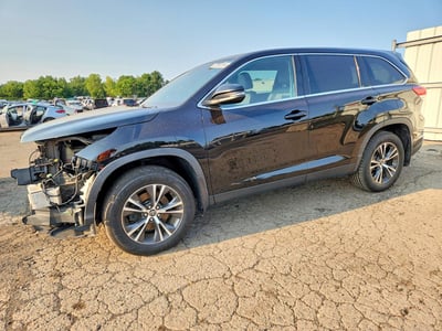 5TDBZRFH4KS****** 2019 Toyota Highlander