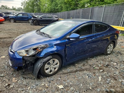 5NPDH4AE3GH****** 2016 Hyundai Elantra