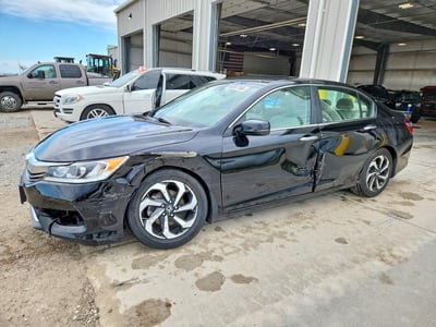 1HGCR2F88GA****** 2016 Honda Accord